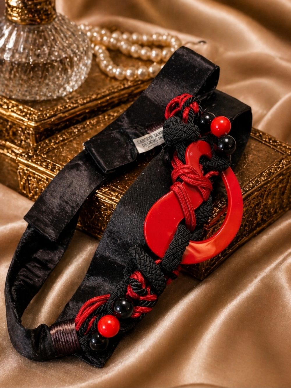CAROLYN TANNER DESIGNS Red Black Statement Belt 80s Bold Sculptural Rope Ring